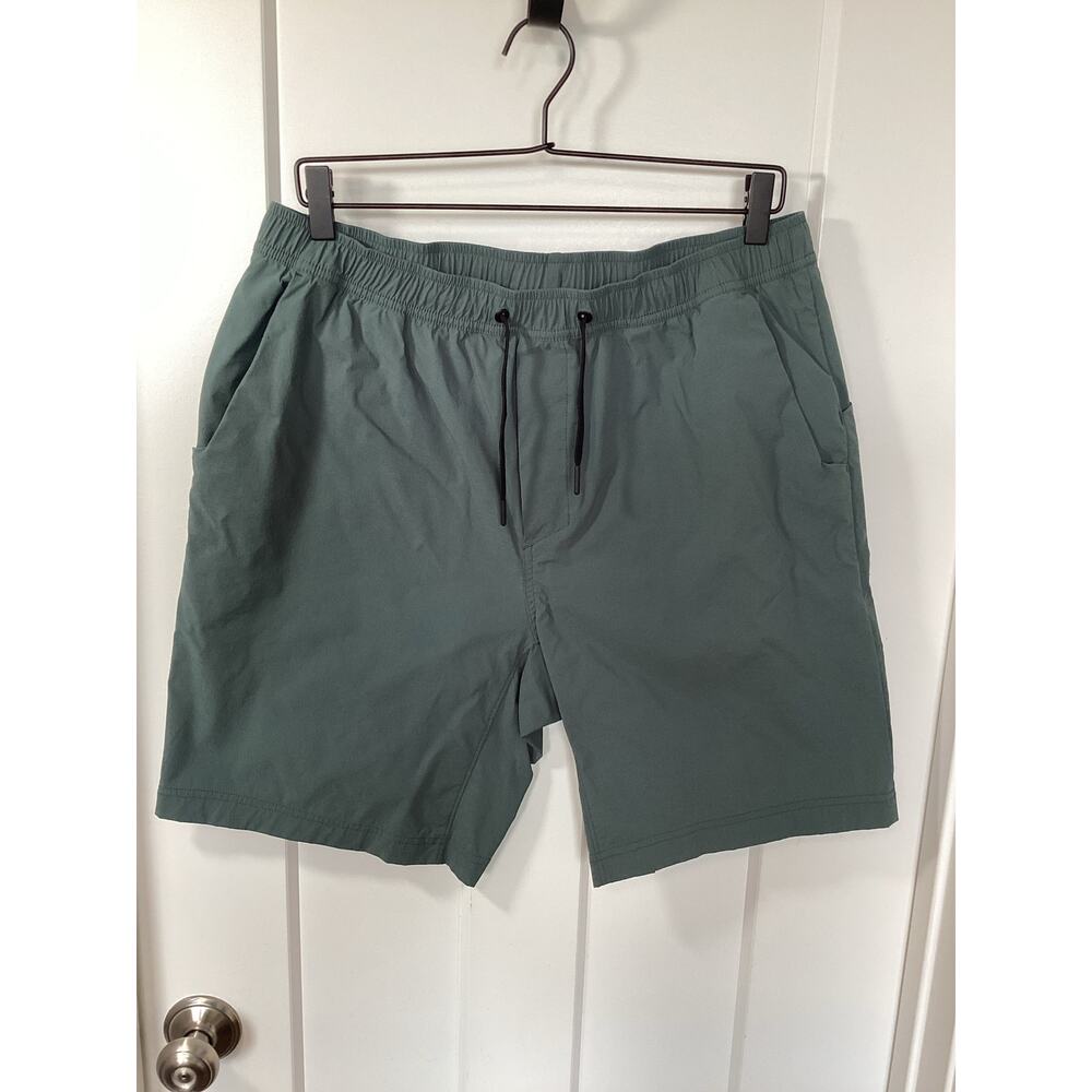 Mountain Hardwear Men's Pull-on Shorts Performance Fishing Hiking Green Size XL